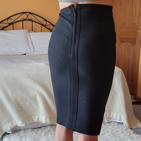 AKIRA Chicago Red Label Black Bodycon Stretch Pencil Skirt, Size Small - Picture 5 of 11